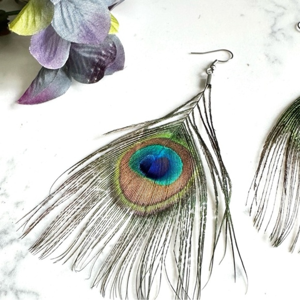 2/$30🌵 Peacock Feather Earrings Boho Jewel Tones Hippie Long Southwestern NEW - Picture 3 of 6